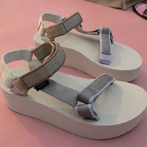 Teva off white platform sandals with multicolor straps, women’s size 6